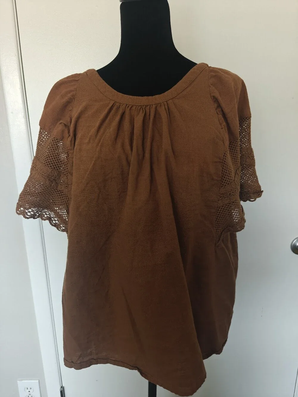 crochet mesh trim Top Cinnamon flutter sleeves L Cotton Peasant